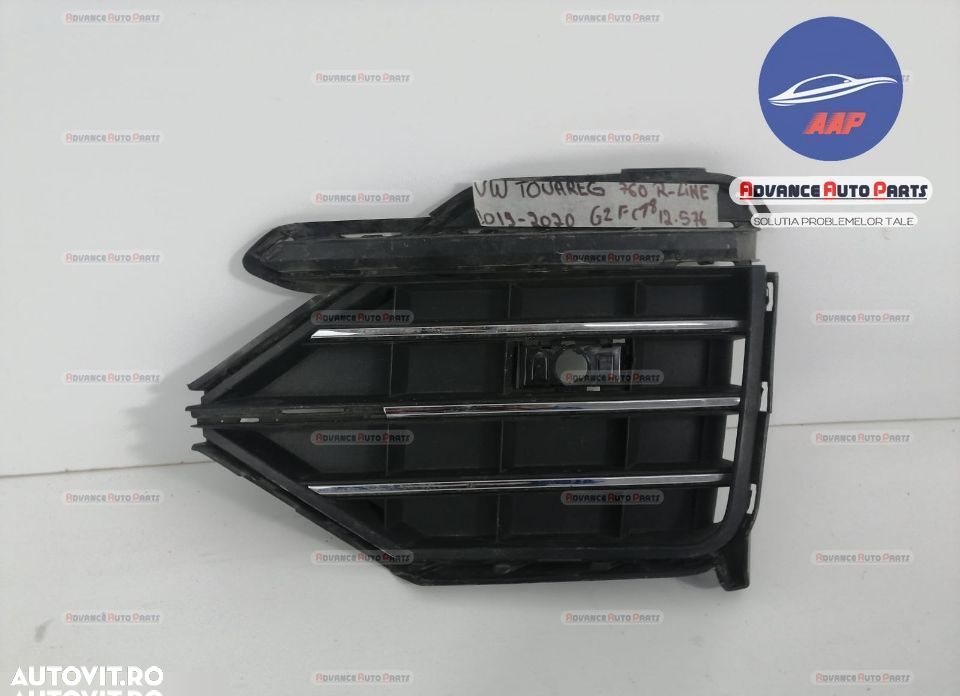 Grila Proiector Dreapta R Line originala Volkswagen VW Touareg generat - 1