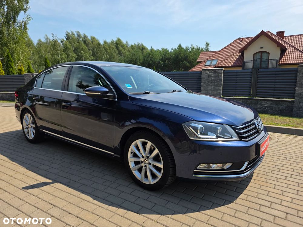 Volkswagen Passat 2.0 TDI 4Mot Highline DSG - 16