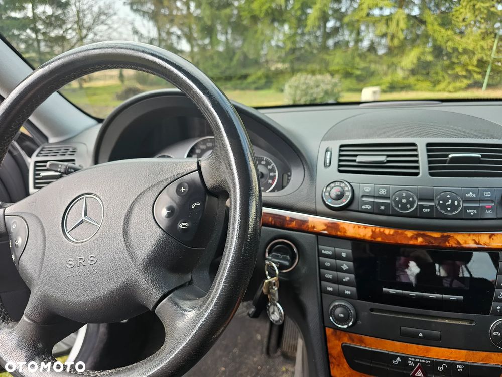 Mercedes-Benz Klasa E 200 Kompressor Automatik Elegance - 21