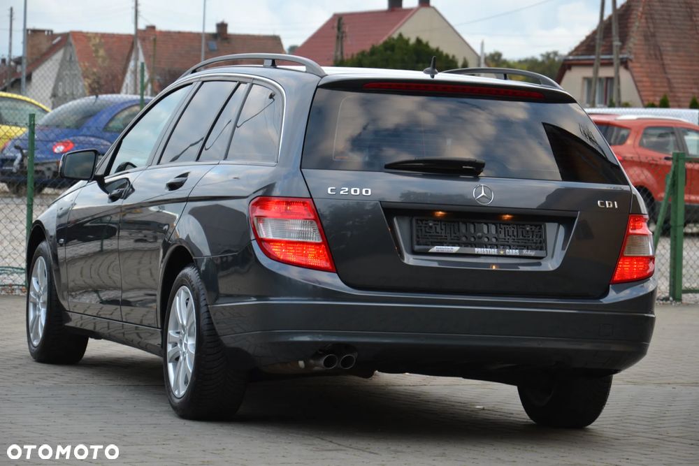 Mercedes-Benz Klasa C 200 CDI BlueEff Elegance - 13