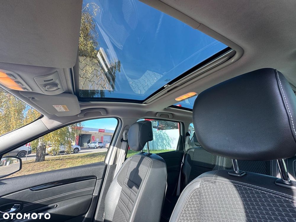 Renault Scenic 1.5 dCi Energy Bose EU6 - 21