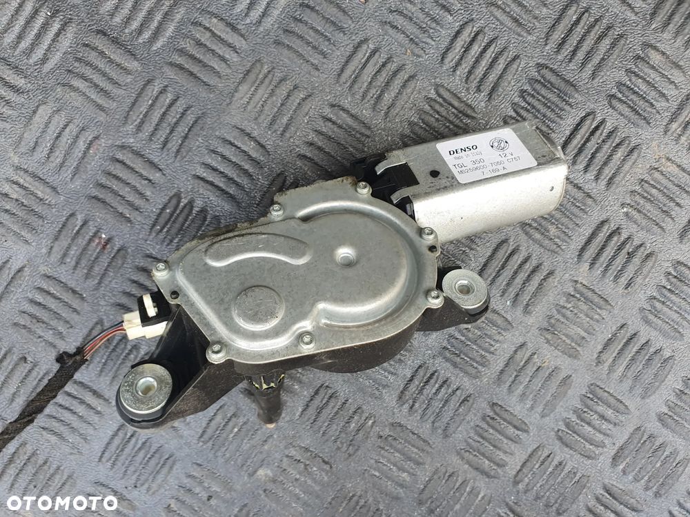 SILNICZEK WYCIERACZKI TYŁ FIAT CROMA 2005- MS259600-7050 - 2