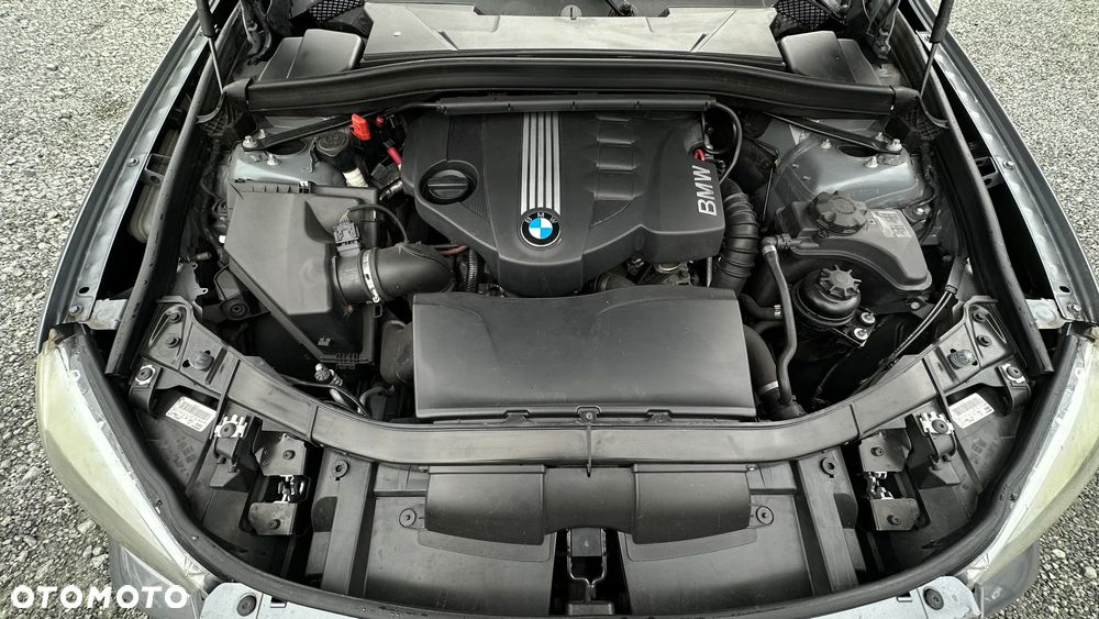 BMW X1 sDrive18d - 14