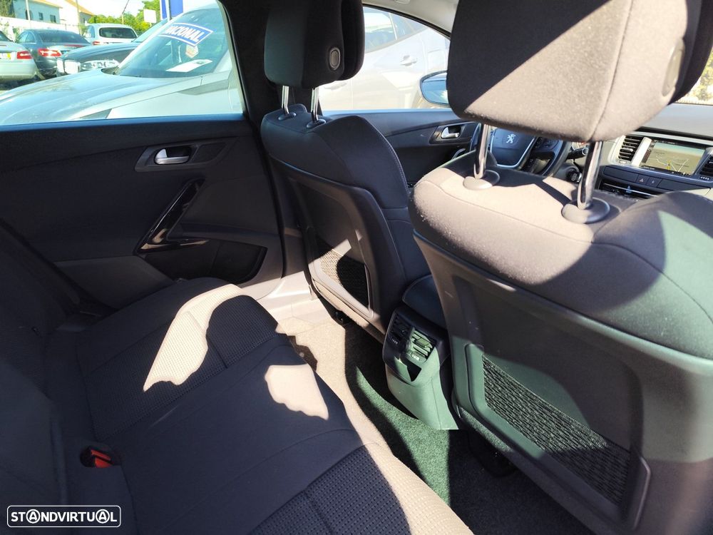Peugeot 508 SW 1.6 BlueHDi Active - 24