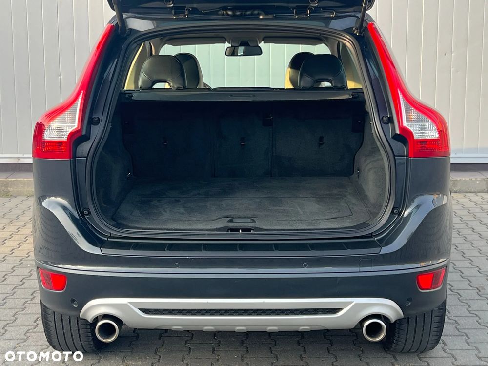 Volvo XC 60 D5 AWD RDesign - 17