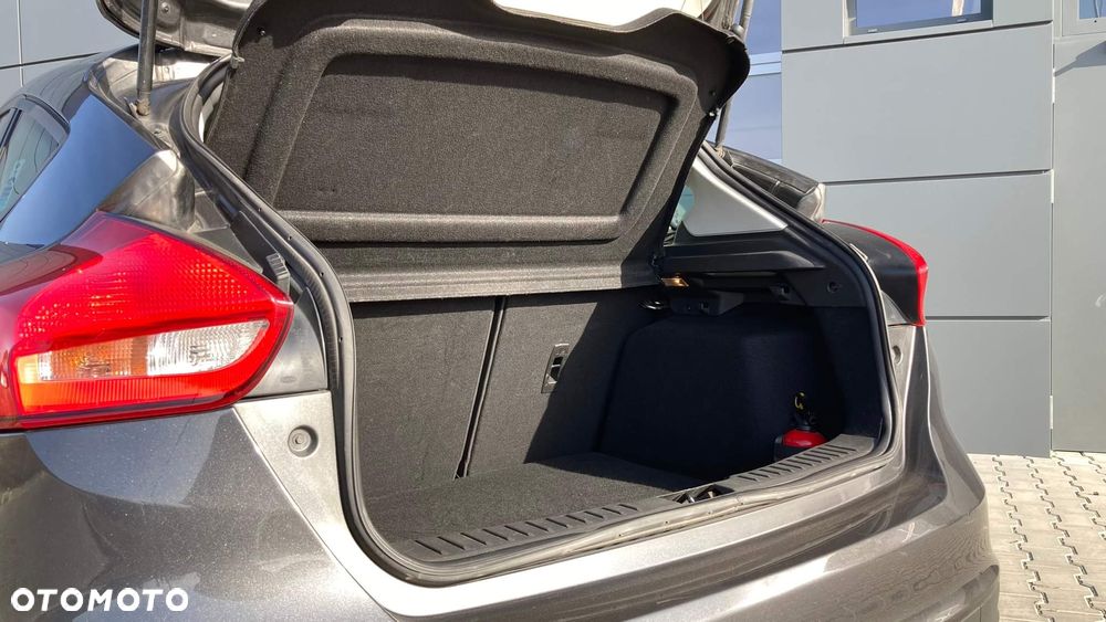 Ford Focus 1.5 TDCi Trend - 16