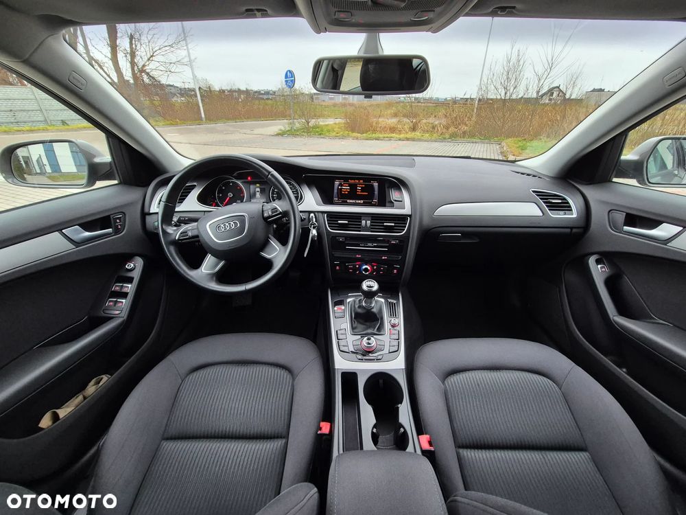 Audi A4 Avant 2.0 TDI e DPF Ambiente - 6