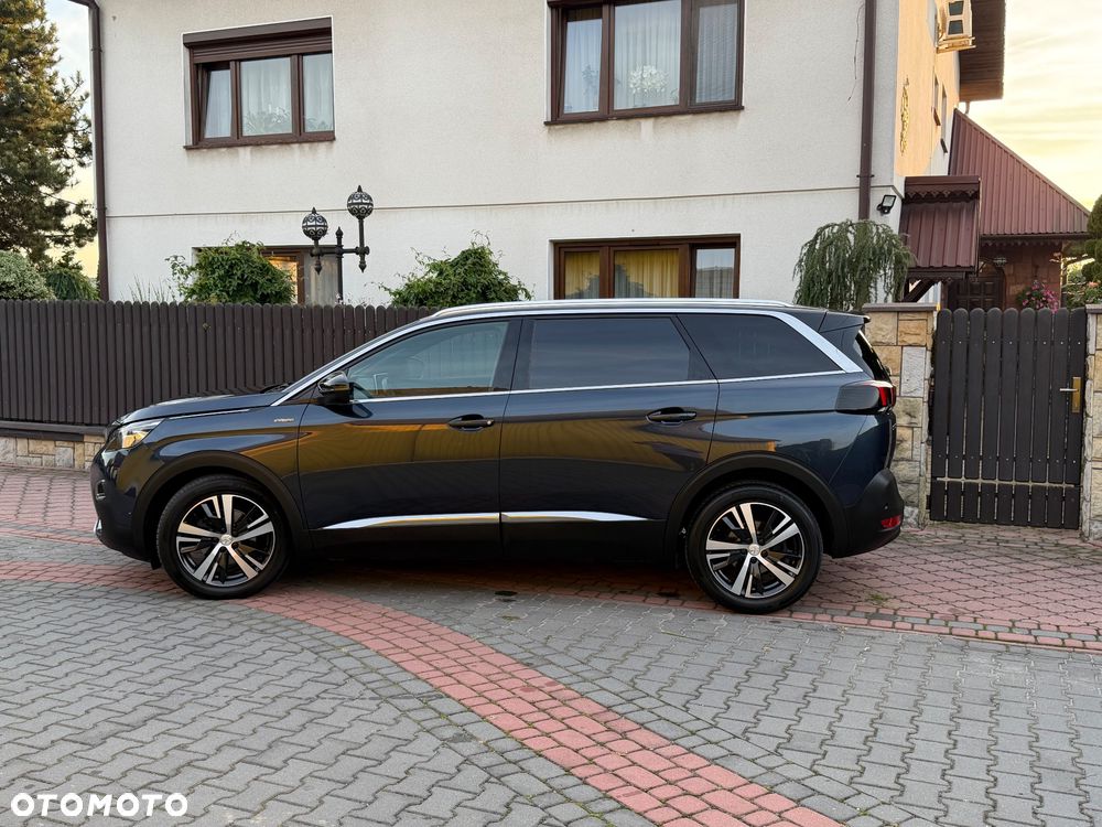 Peugeot 5008 - 5