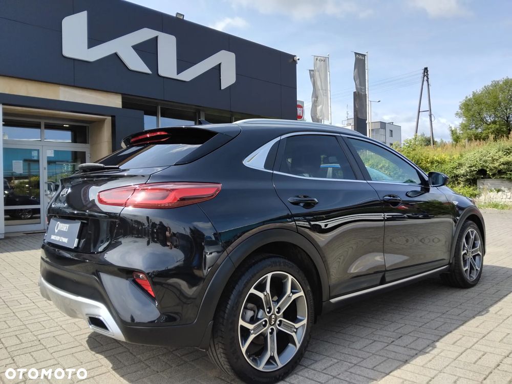 Kia XCeed 1.5 T-GDI M - 3