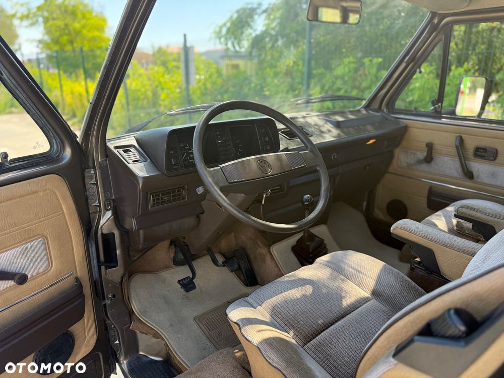 Volkswagen Transporter Caravelle GL 255 592/Z24 - 22