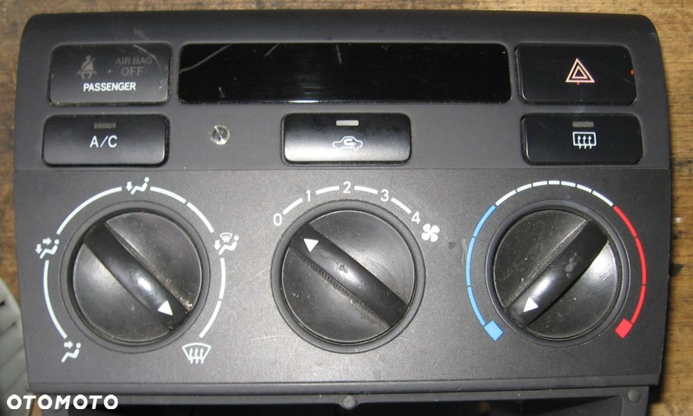 panel klimatyzacji nawiewu COROLLA E12 dmuchawa - 3
