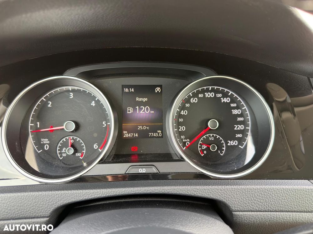 Volkswagen Golf 2.0 BlueTDI Cup - 6