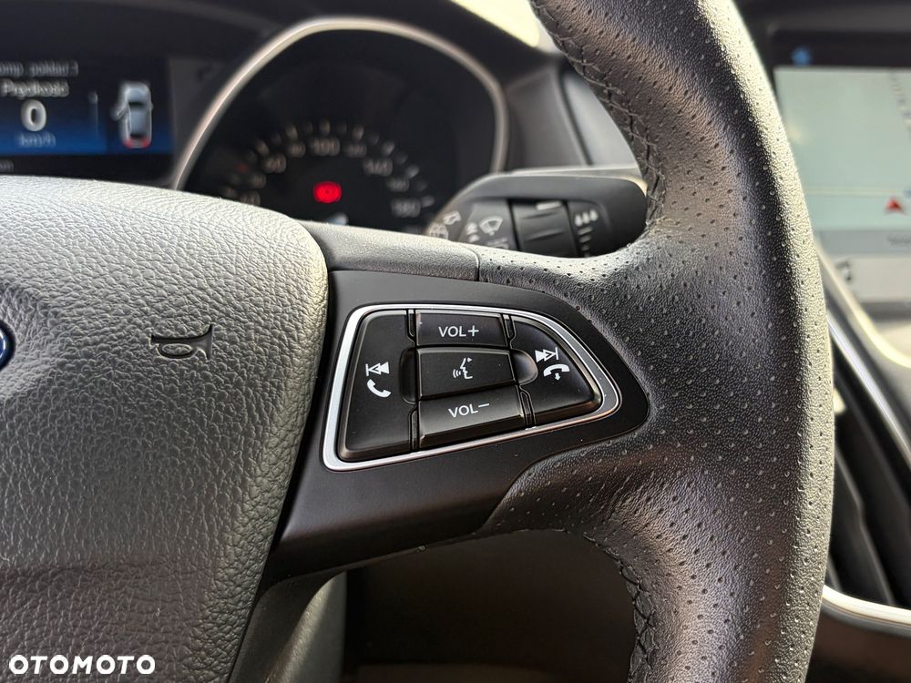 Ford Focus 1.0 EcoBoost Start-Stopp-System ST-LINE DESIGN - 18