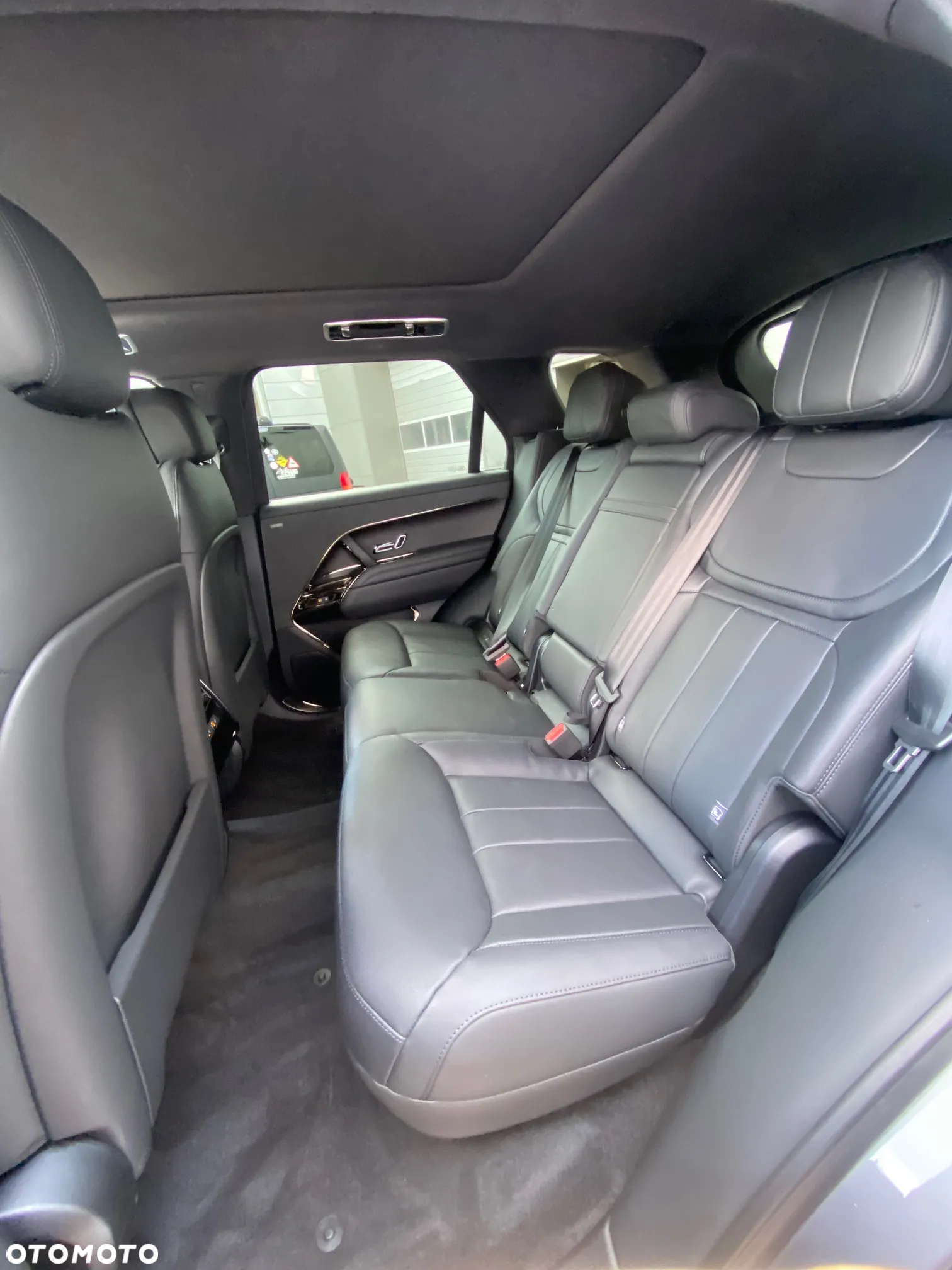 Land Rover Range Rover Sport S 3.0 D300 mHEV Dynamic SE - 8