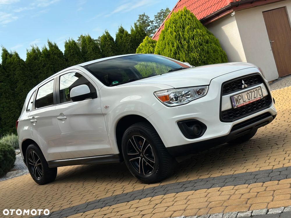 Mitsubishi ASX 1.6 2WD Plus - 32