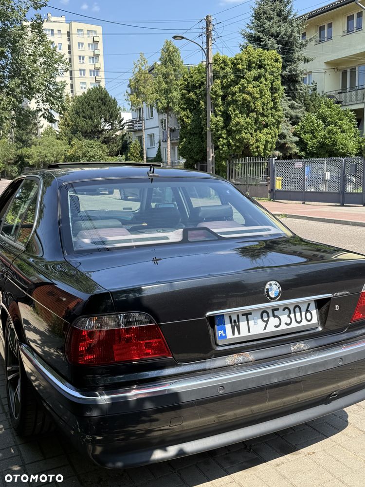BMW Seria 7 740i - 2