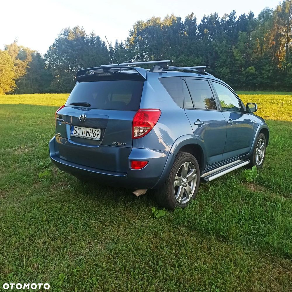 Toyota RAV4 2.2 D-4D Sol 180 - 24