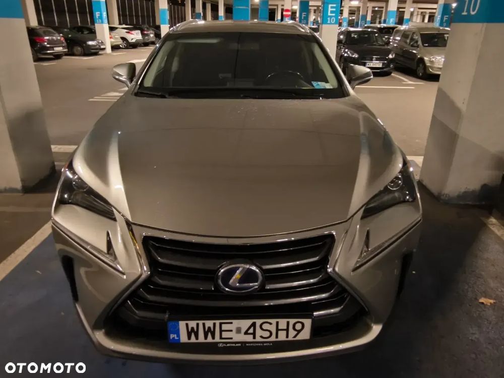 Lexus NX 300h Elegance AWD - 29