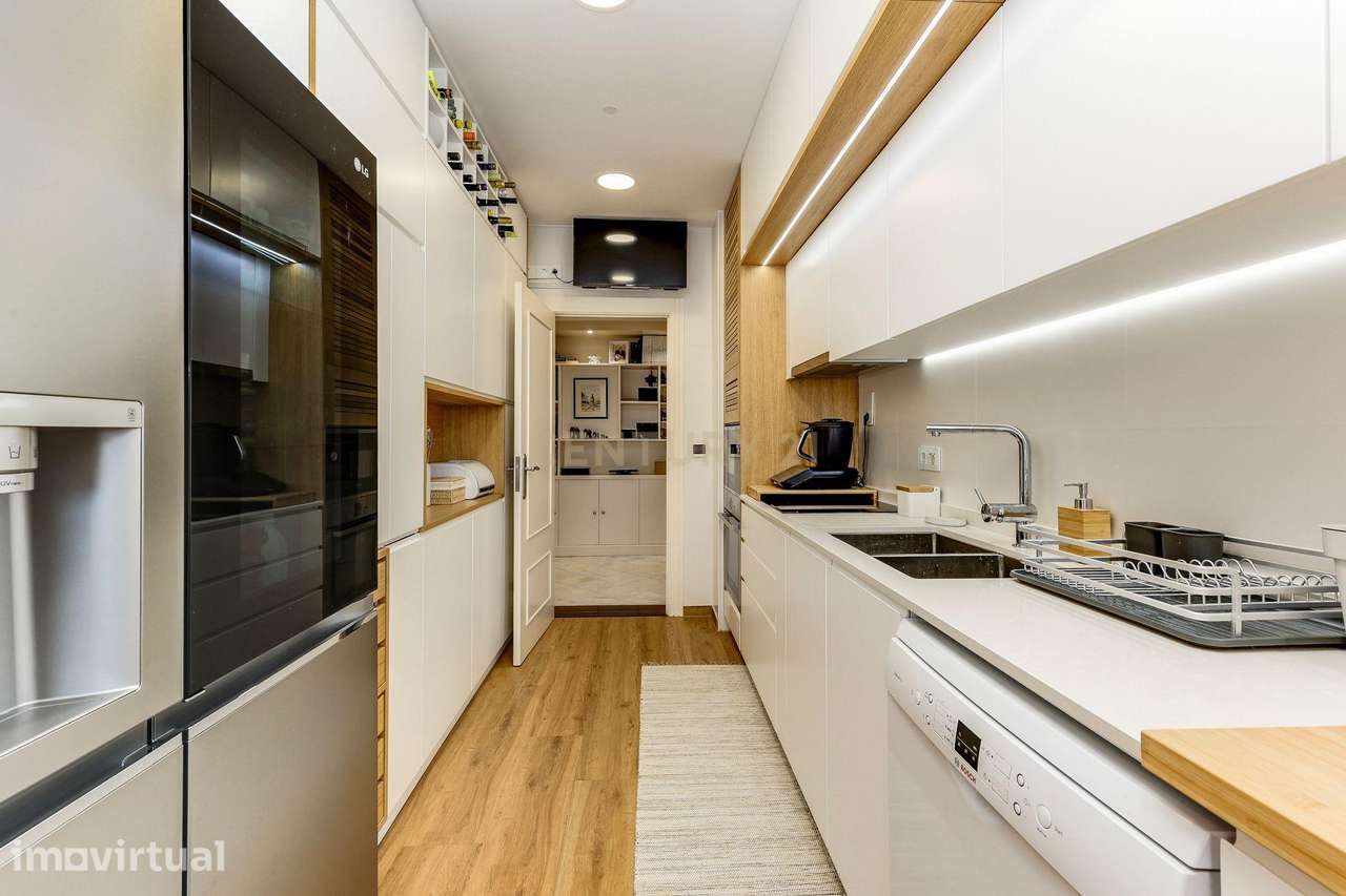APARTAMENTO T3| LUMIAR|VARANDA|GARAGEM| - Grande imagem: 3/31