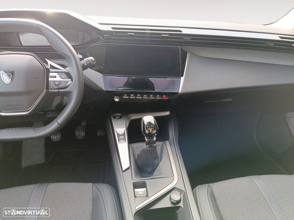 Peugeot 308 1.2 PureTech Allure - 11