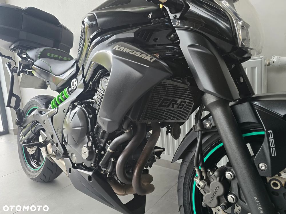 Kawasaki ER - 28