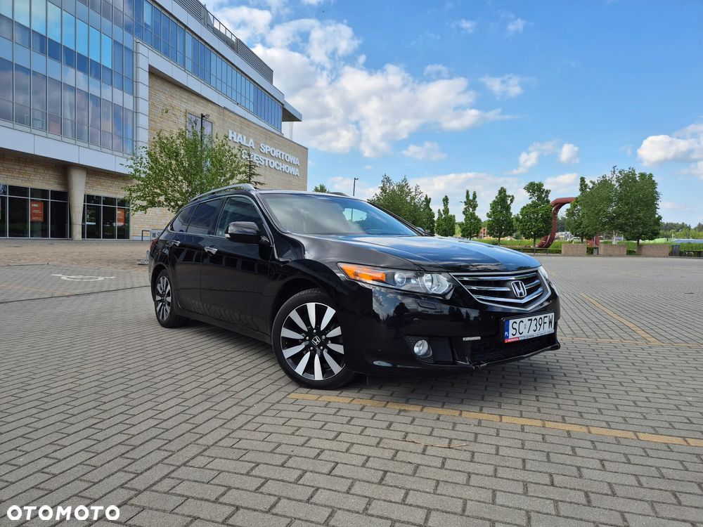 Honda Accord 2.0 Executive Nav - 2