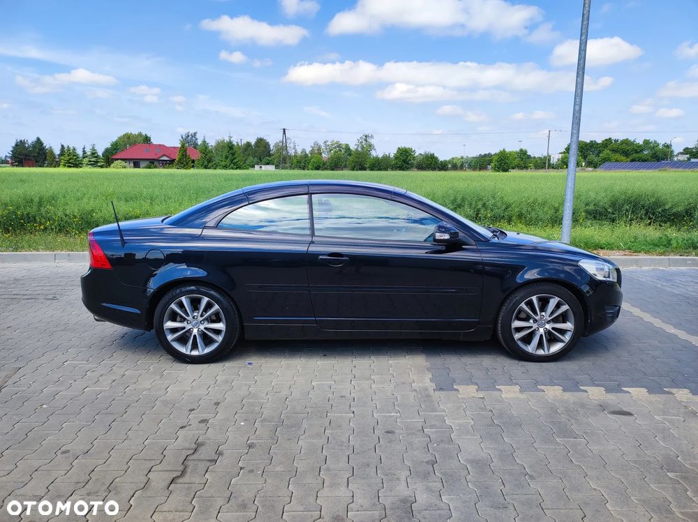 Volvo C70 D3 Momentum - 9