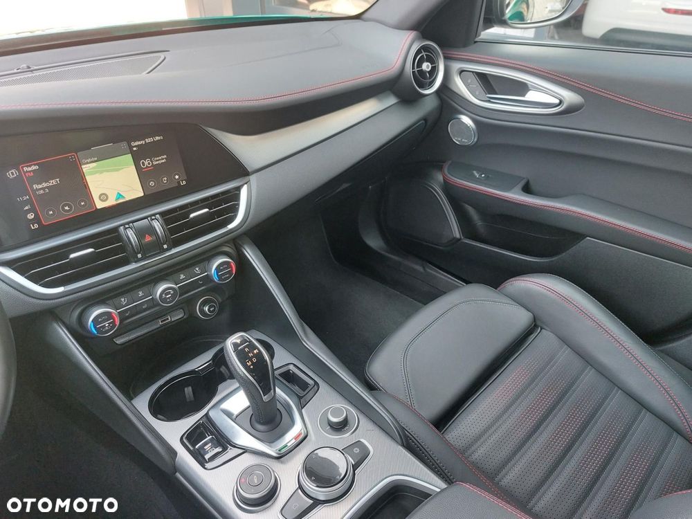 Alfa Romeo Giulia 2.0 Turbo Tributo Italiano Q4 - 22