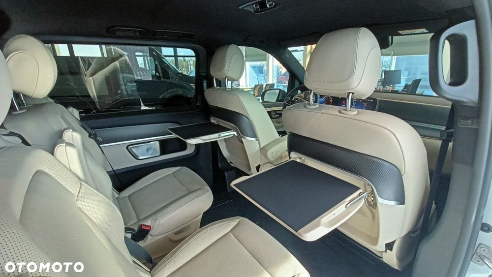 Mercedes-Benz klasa-v V 300 d Exclusive AMG AirMatic - 21