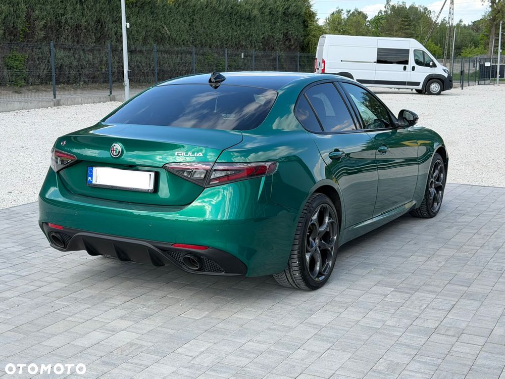 Alfa Romeo Giulia 2.0 Turbo Tributo Italiano Q4 - 10