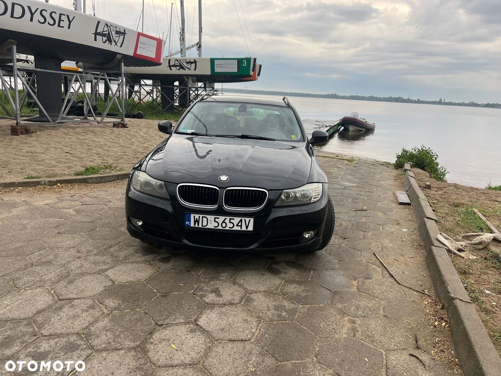 BMW Seria 3 318i - 2