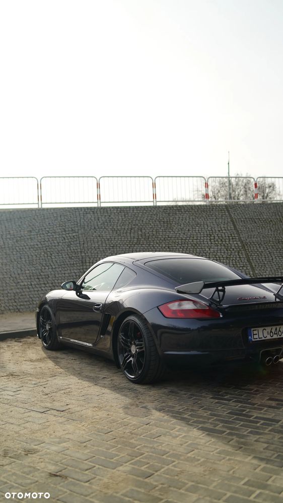 Porsche 718 Cayman - 8