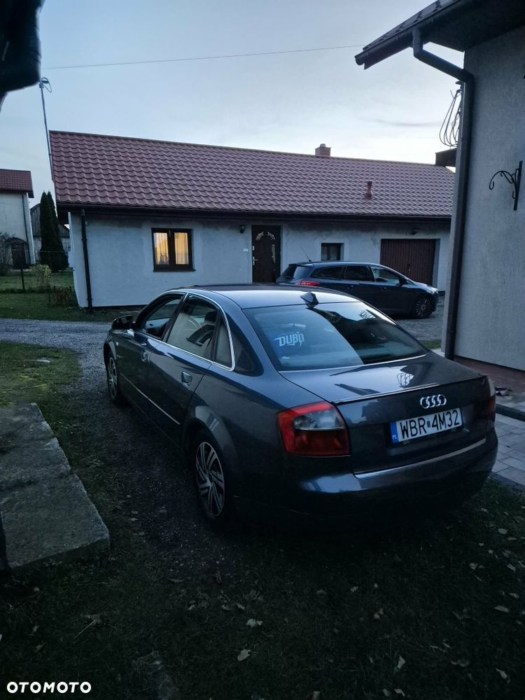 Audi A4 2001 photo 4