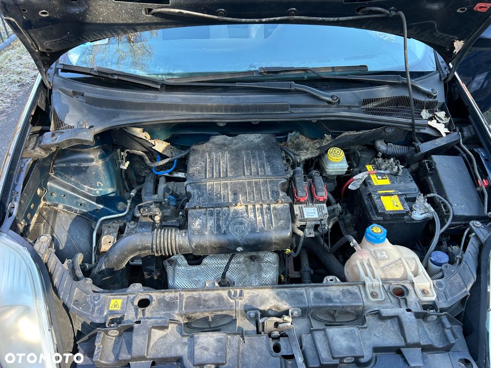 Fiat Grande Punto - 11