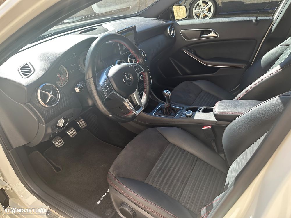 Mercedes-Benz A 180 d AMG Line - 9
