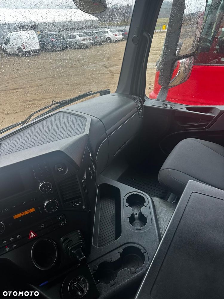 Mercedes-Benz Arocs - 5