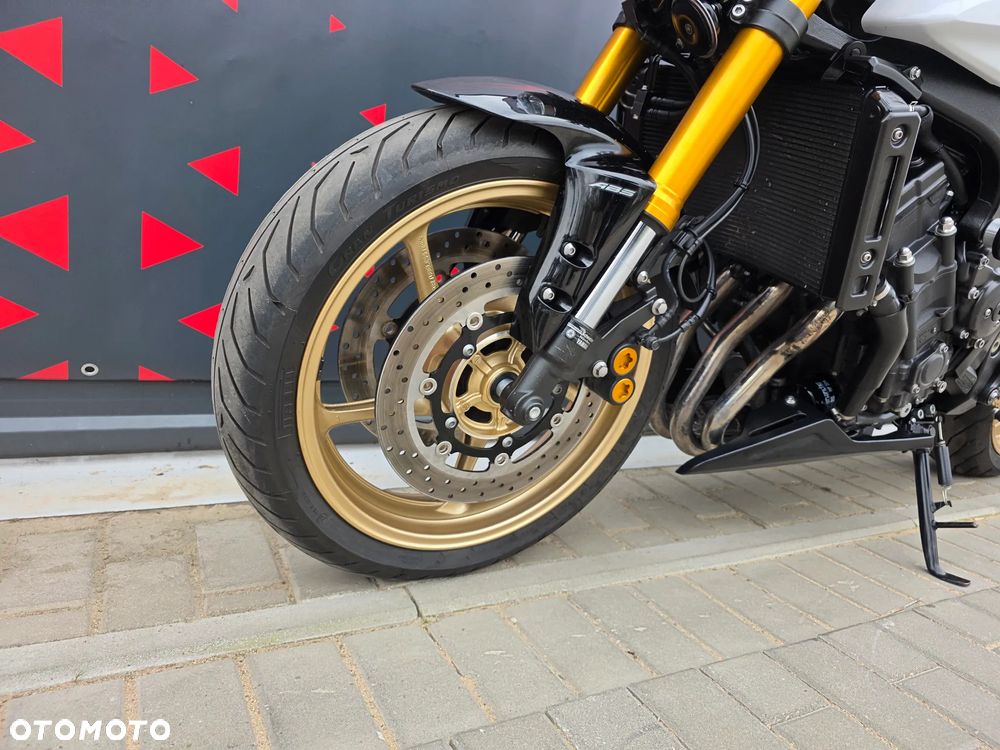 Yamaha FZ8 - 14