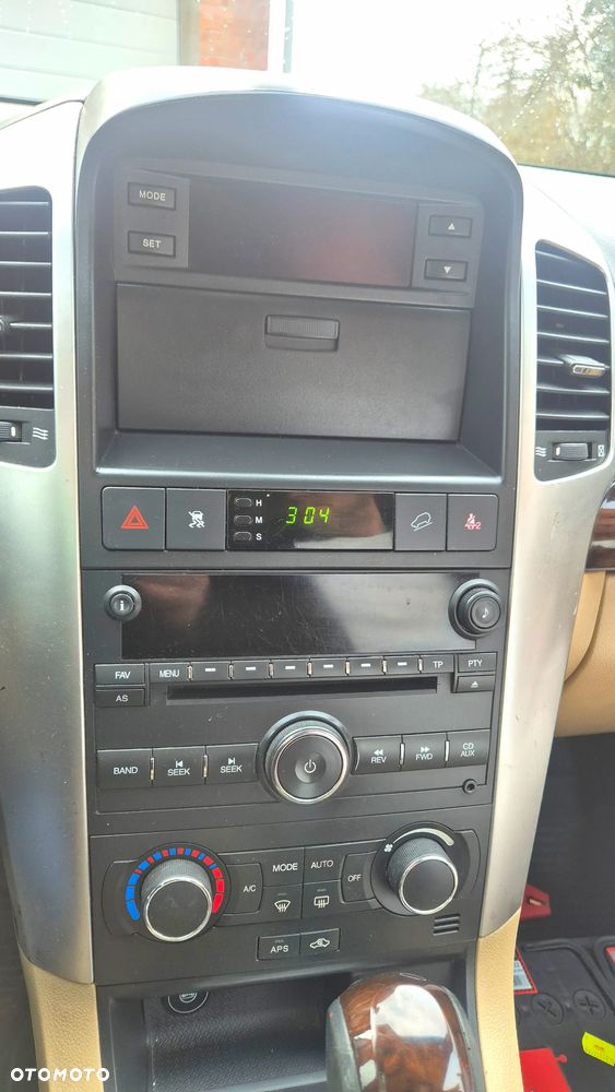 Chevrolet Captiva 3.2 LT (deu) - 28