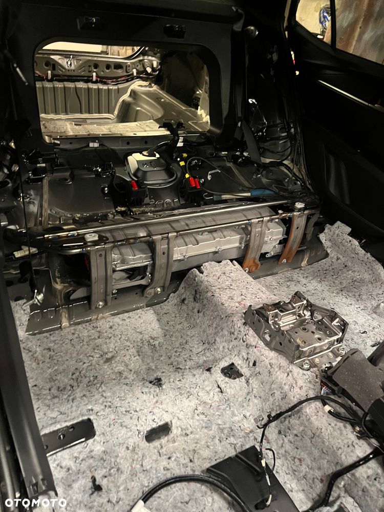 Toyota Camry - 22