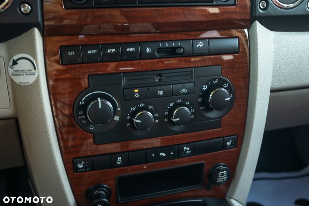 Jeep Commander 3.0 CRD Limited - 30