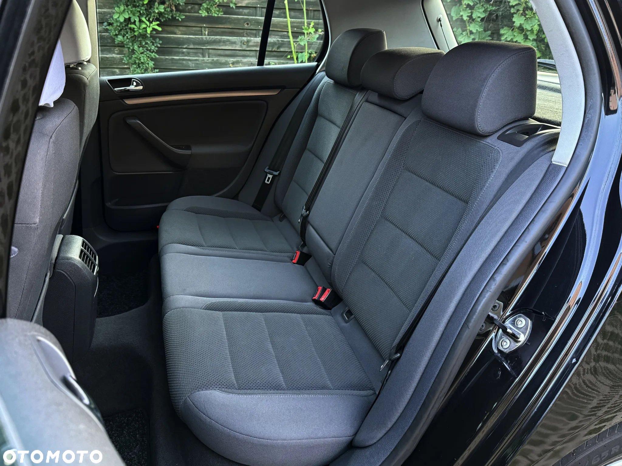 Volkswagen Golf V 1.4 FSI Comfortline - 17