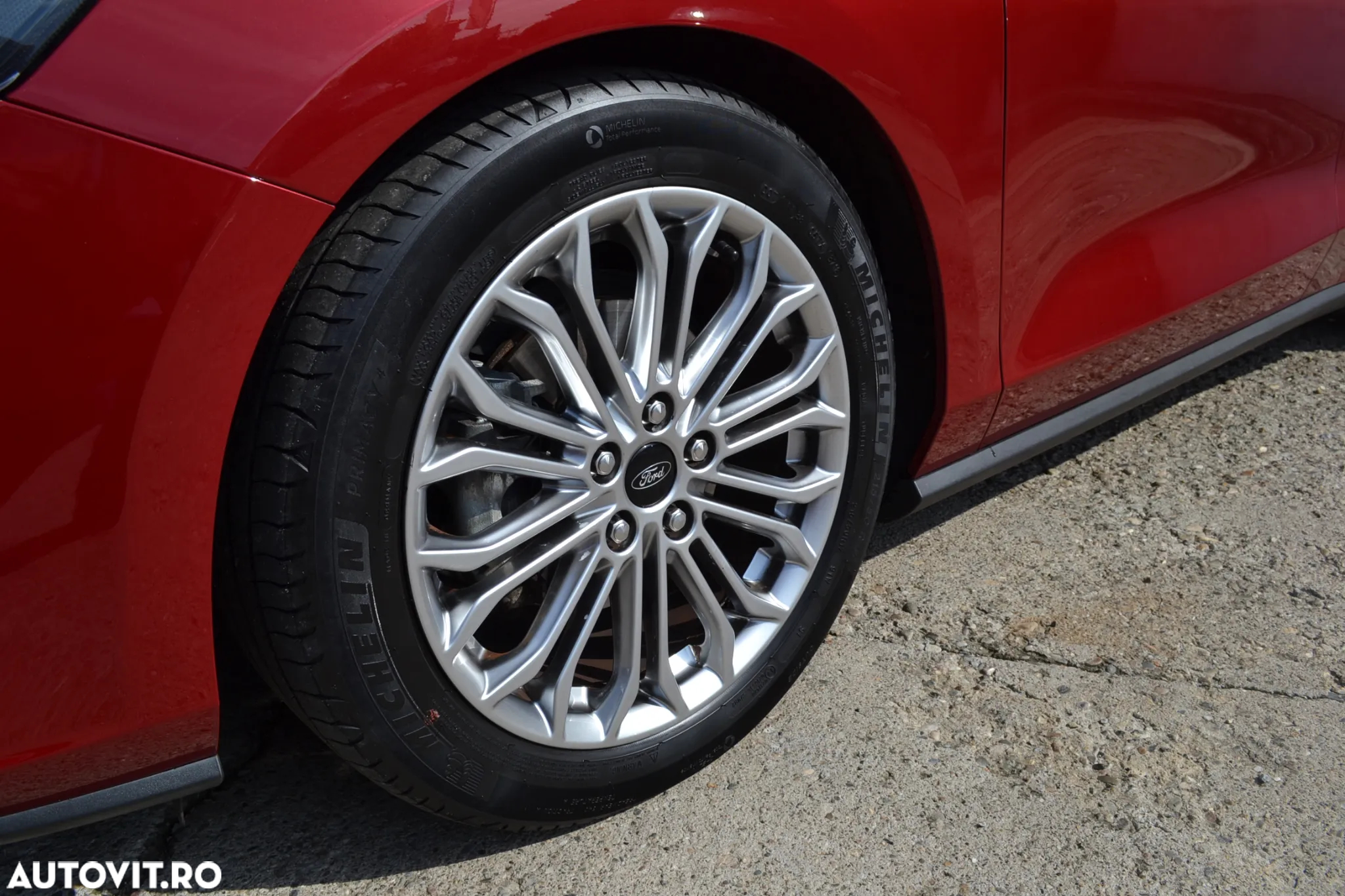 Ford Focus 1.5 EcoBlue Start-Stopp-System Aut. TITANIUM - 37