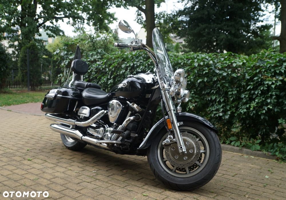 Yamaha Road Star - 1