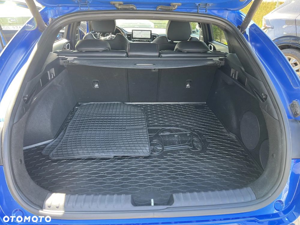 Kia ProCeed 1.6 T-GDI GT DCT - 17