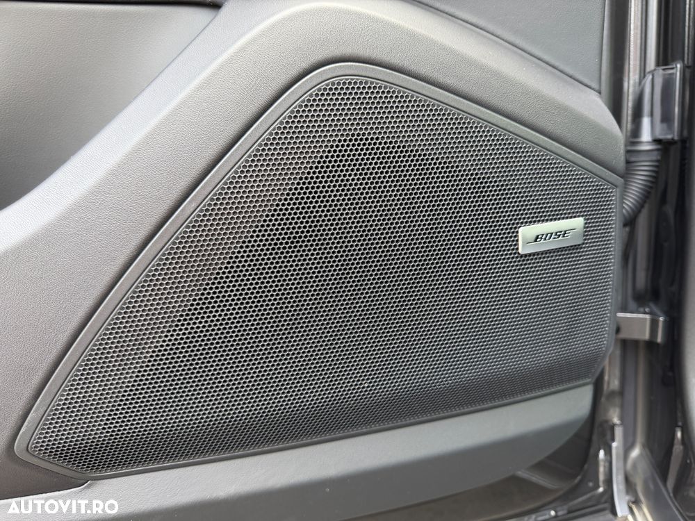 Porsche Cayenne E-Hybrid Tiptronic S Platinum Edition - 38