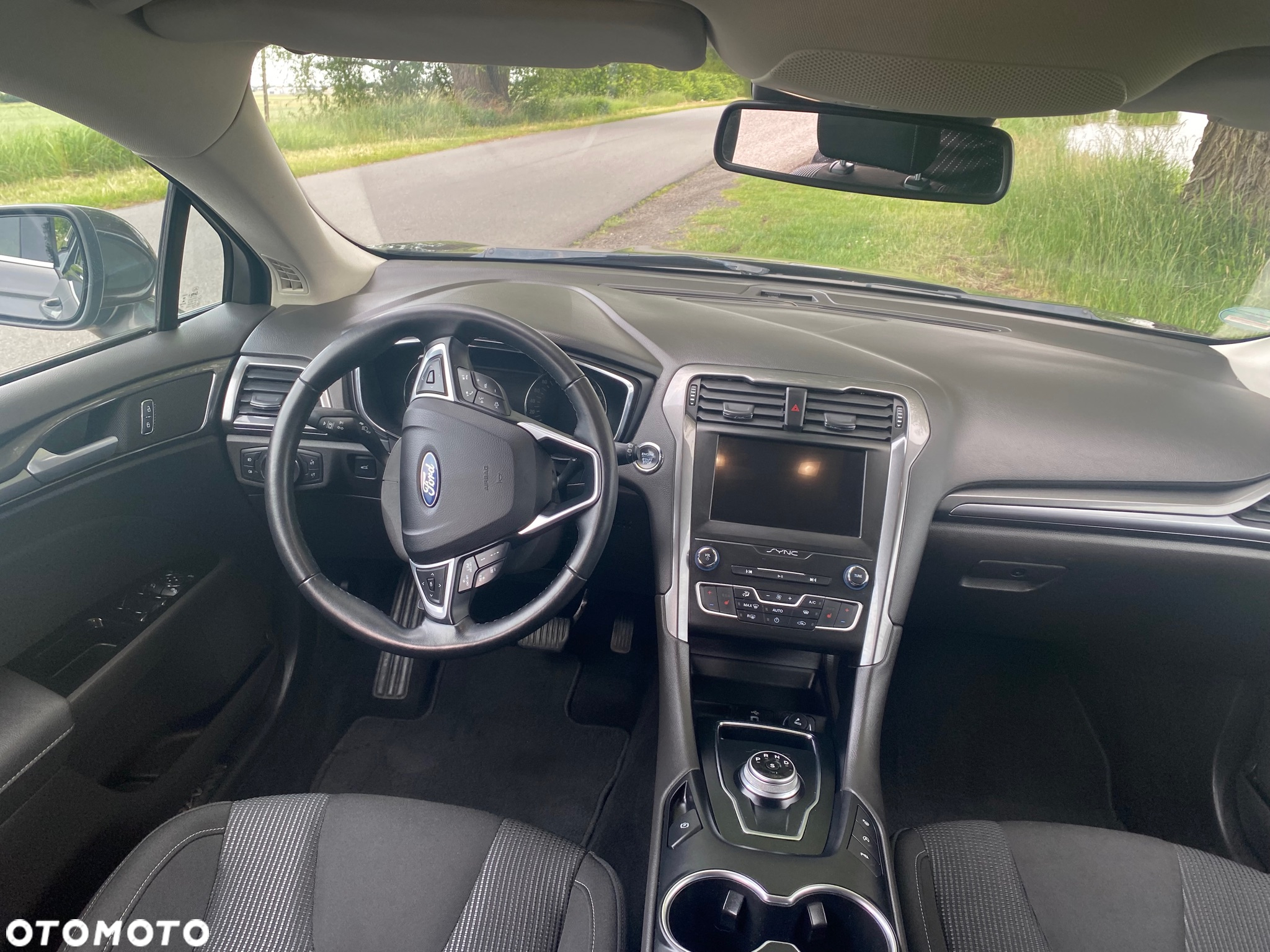 Ford Mondeo 2.0 EcoBlue Titanium - 14