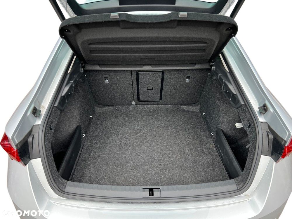 Skoda Octavia 2.0 TDI Selection DSG - 21