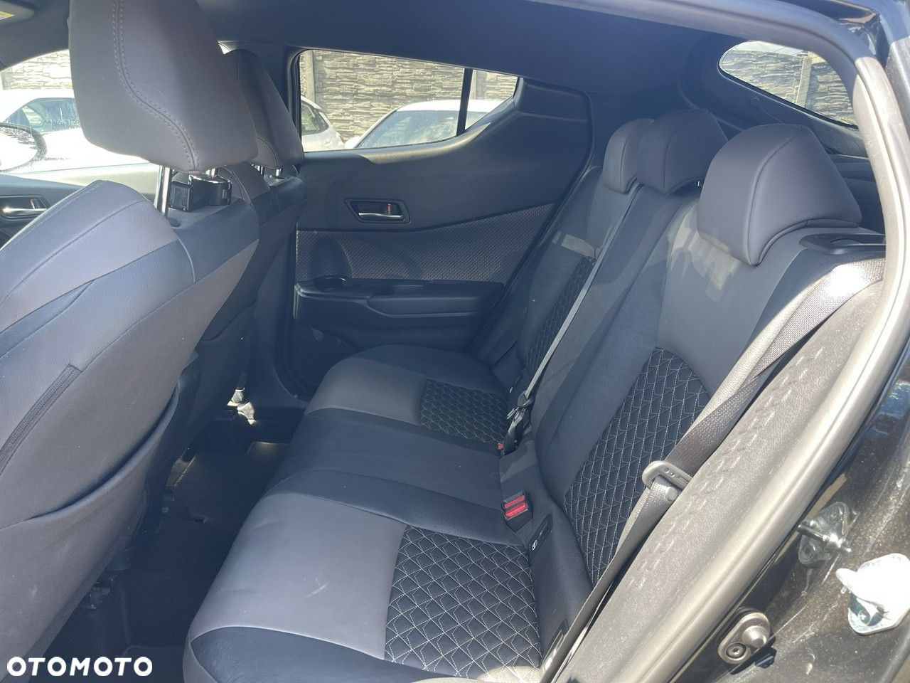 Toyota C-HR 1.8 Hybrid Comfort - 10
