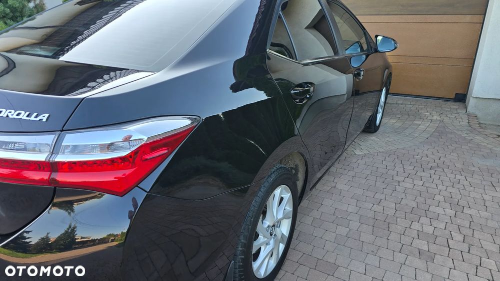 Toyota Corolla - 10
