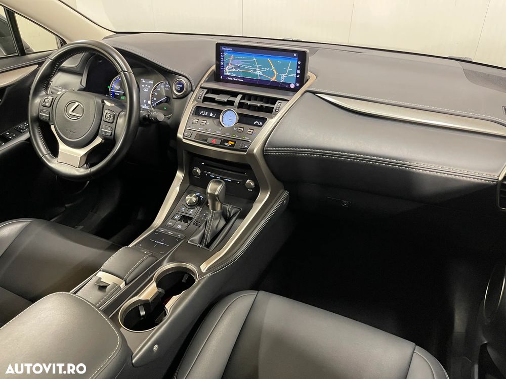 Lexus Seria NX 300h AWD Executive Plus - 8